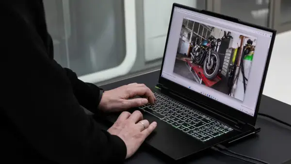 Maailman arvokkain yhtiö Nvidia sijoittanut Springvestin portfolioyhtiö Varjoon – Varjon uusi palvelu hyödyntää puolijohdeyhtiön teknologiaa